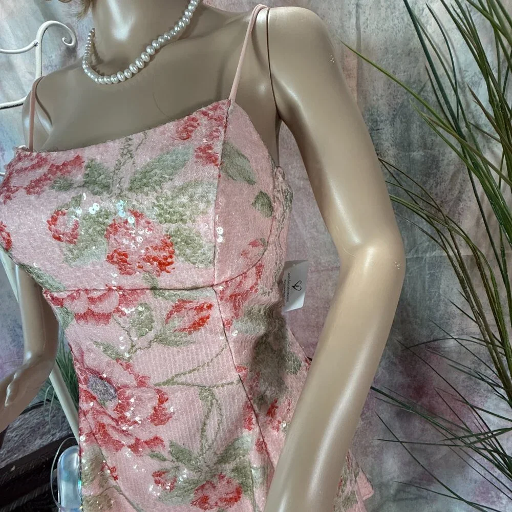 NEW 📌Windsor Makenna Floral Sequin Open Lace Up Back Mini Cocktail Dress - Picture 4 of 16